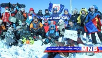 Уулчид “Асралт Хайрхан”-ы ноён оргилыг эзэлжээ