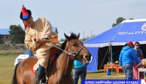 “Морьтой Монгол” бэсрэг наадмыг зохион байгууллаа