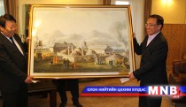 Их хүрээг өнгөтөөр дүрсэлсэн зургийг Хотын захиргаанд дурсгалаа