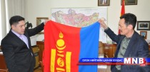 Эверестийг зорьсон уулчид эх орондоо эсэн мэнд ирлээ