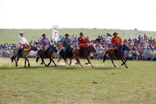 “Даншиг наадам-Хүрээ цам-2015” шашин, соёлын наадам болж өндөрлөлөө