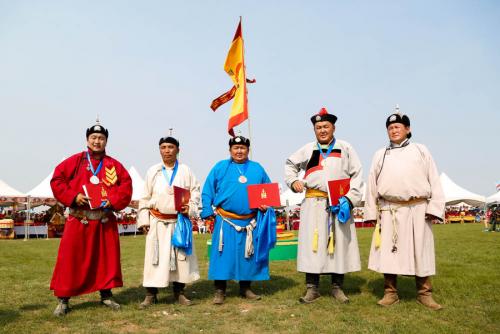 “Даншиг наадам-Хүрээ цам-2015” шашин, соёлын наадам болж өндөрлөлөө