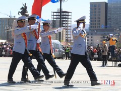 “Монгол цэргийн жавхаа- 2016” уралдаанд түрүүлсэн ангийн захирагчийг хоёр өрөө байраар шагналаа
