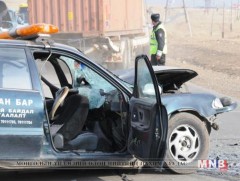 Өнгөрсөн онд замын 38 осол гарч, таван хүн амь насаа алджээ