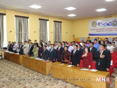 Архангай аймгийн ИТХ-ын даргаар Б.Өсөхбаяр сонгогдож, Засаг даргаар Ц.Мөнхнасан нар томилогдов