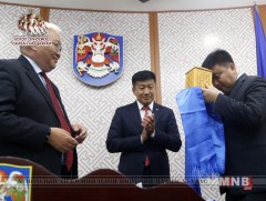 Нийслэлийн 32 дахь Засаг дарга ажлаа хүлээн авлаа