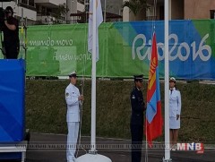 RIO 2016: Монгол Улсын төрийн далбаа Бразилийн тэнгэрт мандлаа