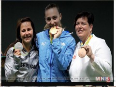 Грекийн тамирчин Анна Коракаки спорт гар бууны төрөлд алтан медаль хүртлээ  