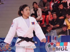 Хоёр “Мөнх” өнөөдөр элэг нэгт биднийгээ баярлуулах болтугай 