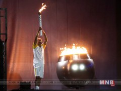 Олимпийн бамбар асаасан Вандерлей Де Лима 