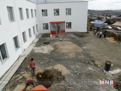 Нийслэлийн Засаг дарга цэцэрлэг, сургуулийн барилга угсралтын ажлын явцтай танилцлаа