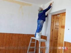 Нийслэлийн удирдлагууд сургууль, цэцэрлэгийн засварын явцтай танилцаж байна