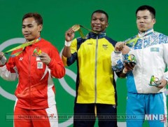 Колумбын хүндийн өргөлтийн тамирчин Оскар Фигурэо алтан медаль хүртлээ 