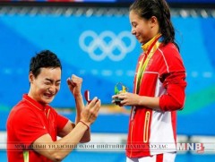 БНХАУ-ын тамирчин гэрлэх санал авчээ