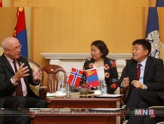 Норвегийн алдарт зураач Эдвард Мюнхийн уран зургийн үзэсгэлэнг гаргана