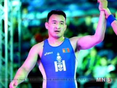 Өнөөдөр ОУХМ О.Үйтүмэн барилдана