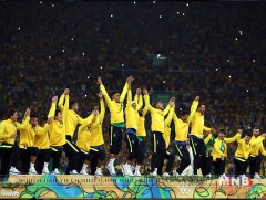 Түүхэндээ анх удаа Бразилийн хөл бөмбөгийн баг олимпийн алтан медалийн эзэн болов 