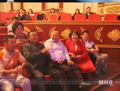 Алшаа нутгийн найрагчид ар Монголд 