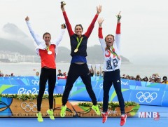 Эмэгтэйчүүдийн триатлоны аваргууд тодорлоо