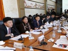 Улаанбаатар хотын эдийн засаг, нийгмийг 2017 онд хөгжүүлэх үндсэн чиглэлийг баталлаа