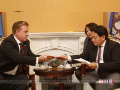 Шинэ төслүүд дээр хамтран ажиллах санал тавилаа