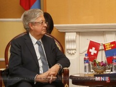 Нийслэлийн Засаг дарга С.Батболд Швейцарийн Элчин сайдтай уулзлаа