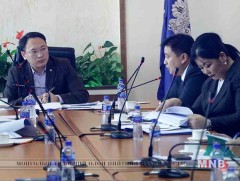 НИТХ дахь Ардчилсан намын бүлэг хуралдаж байна