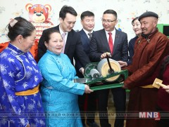 Хүүхдийн эрүүл мэндийг хамгаалах төсөл хэрэгжиж байна