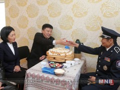 Цагдаагийн алба хаагчид шинэ орон сууцанд орлоо