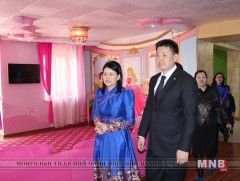 Шадар сайд “Өнөр бүл” хүүхдийн төвд ажиллав