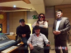 “Харанга”-ын Ц.Чулуунбат, С.Наран нар анх удаа хамтарч дууллаа