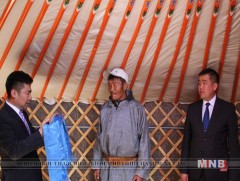 Өмнөговьд “Өрх гэр бүлийн хөгжлийг дэмжих” хөтөлбөр хэрэгжиж байна