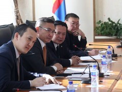 “Шайнин Стар” группийн ерөнхийлөгч Ким Эй Хог хүлээн авч уулзлаа