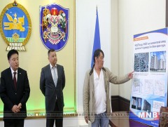 Дахин төлөвлөлтөөс хохирсон 64 өрхөд батламж гардууллаа