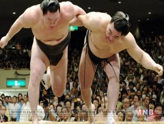 Дээд зиндаанд Монголын 10 сүмоч бүртгэлтэй байгаагаас ес нь энэ башёд барилдаж байна 