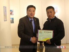 “Орчин үеийн Улаанбаатар” гэрэл зургийн уралдааны тэргүүн байруудыг шалгарууллаа