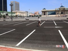 Сүхбаатарын талбайн өмнөх 200 автомашины зогсоол нээгдлээ