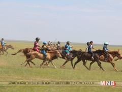 Уралдаанч хүүхдүүдийг цахим бүртгэлд хамруулахаар болжээ