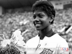 ДЭЛХИЙН ХҮМҮҮС: АНУ-ын тамирчин Вильма Глодин Рудольф