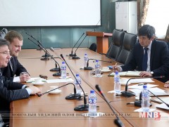 Хотын дарга ОХУ-ын Элчин сайдтай уулзлаа