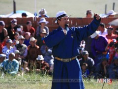У.Далантай бие даасан тав дахь цомгоо “өлгийджээ” 