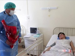 Хотын дарга нагац ахынхаа алтан амийг аварсан элэгний донорыг эргэлээ