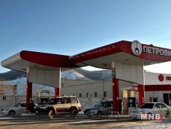 Шалгалтаар зургаан шатахуун түгээх станц зөвшөөрөлгүй үйл ажилллагаа явуулж байжээ