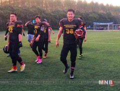 “Хит”-ийн Д.Давааням агсны хүү Шанхайд америк хөл бөмбөгөөр өрсөлдөж байна 