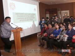 Хотын дарга Чингэлтэй дүүргийн иргэдтэй уулзлаа