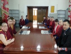 Гандантэгчилэн хийдийн харьяа Бурхан шашны их сургуульд шатрын клуб нээгдэнэ 