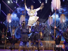 Б.Эрдэнэбаяр БНСУ-ын Урлагийн их сургуульд үнэ төлбөргүй сурна 