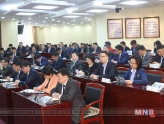 Гэр хороолол, орон сууцны хороолол доторх авто зам болон орц гарцын судалгааг нарийвчлан гаргахыг ..