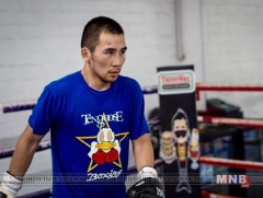 Н.Төгсцогт Д.Банди агсны хөргийг өмсгөлдөө байршуулжээ