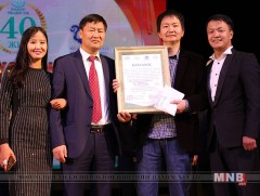 Ш.Өлзийбаяр “Дэлхийд ижилгүй Эрдэнэт” дуугаараа тэргүүн байр хүртэв